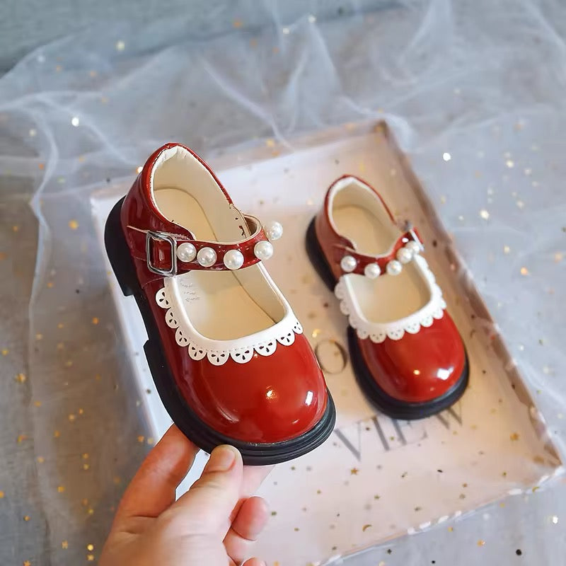 Girls Patent Leather Shoe
