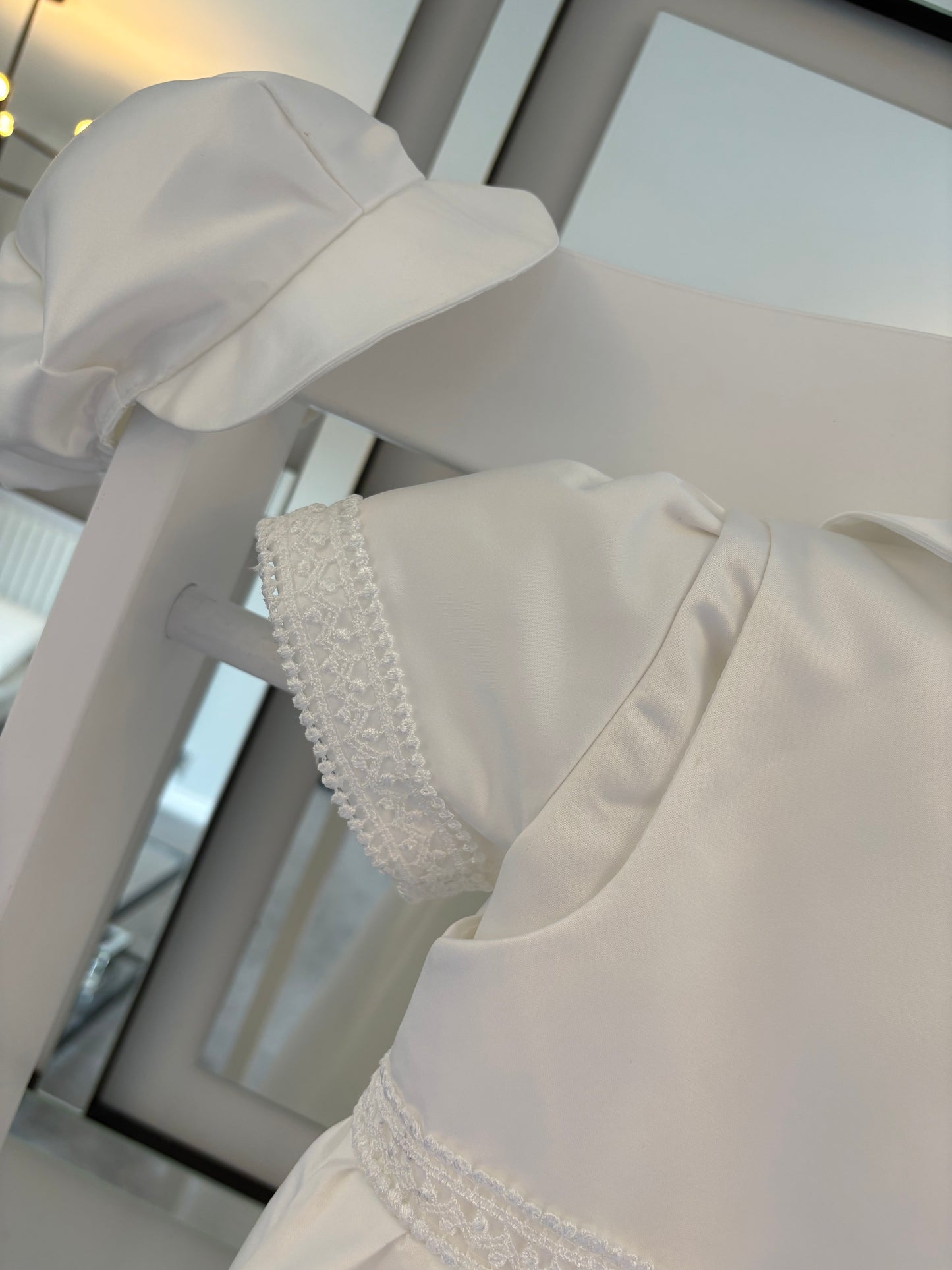 Jaxon - PREMIUM COLLECTION Boys Traditional Ivory 4 Piece Christening Gown - Boys Short Sleeve Romper with Pearl & Bow Detail, Full Length Sleeveless Coat, Hat & Shoes