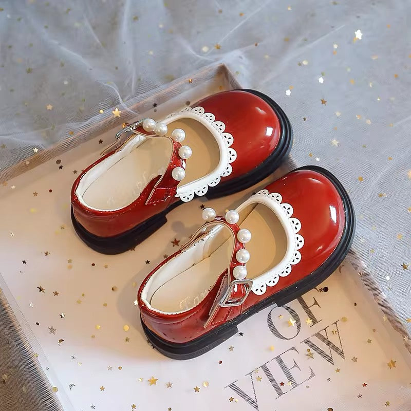 Girls Patent Leather Shoe