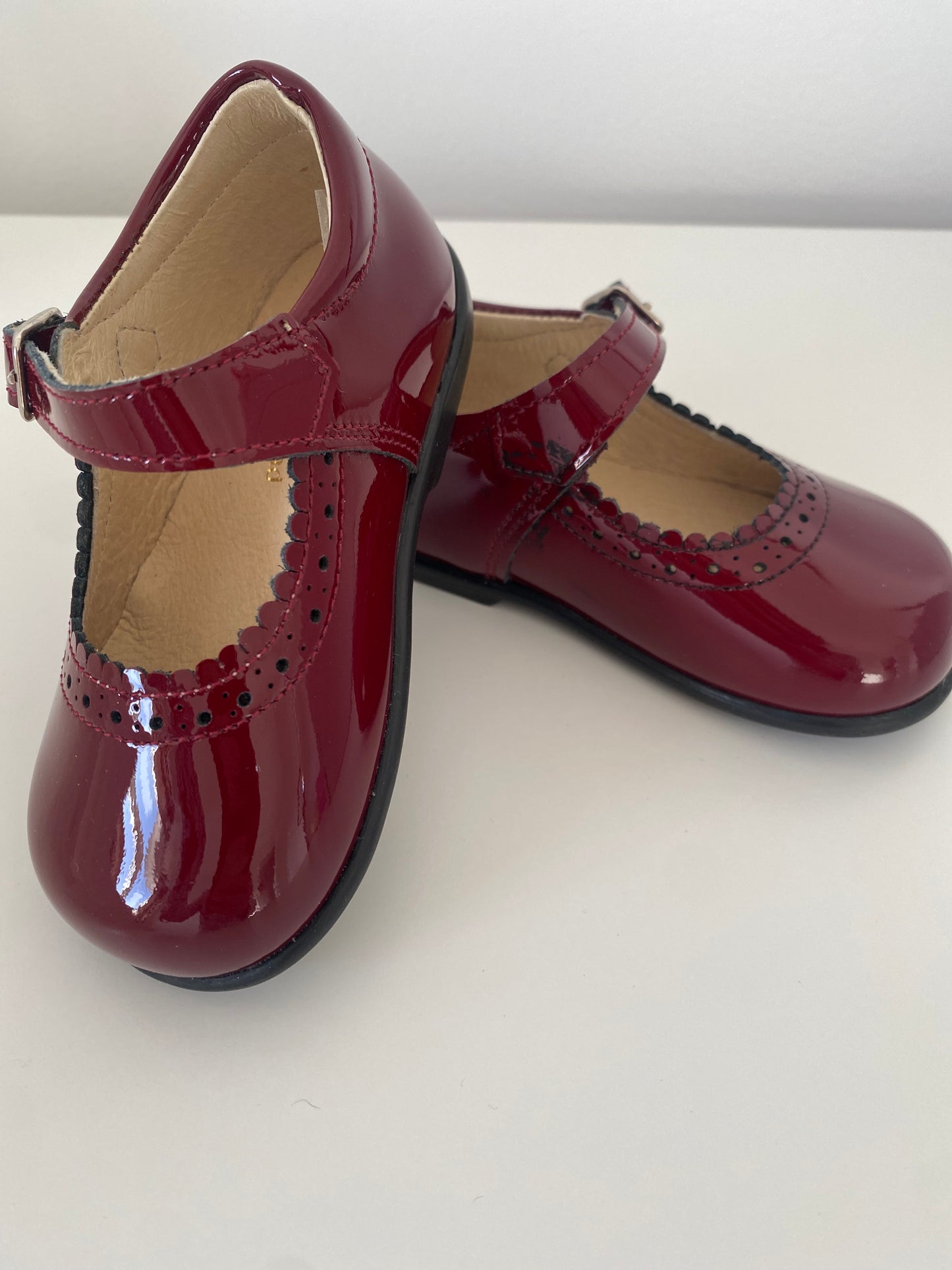 “Alice” Baby Girls Burgundy Patent Shoes