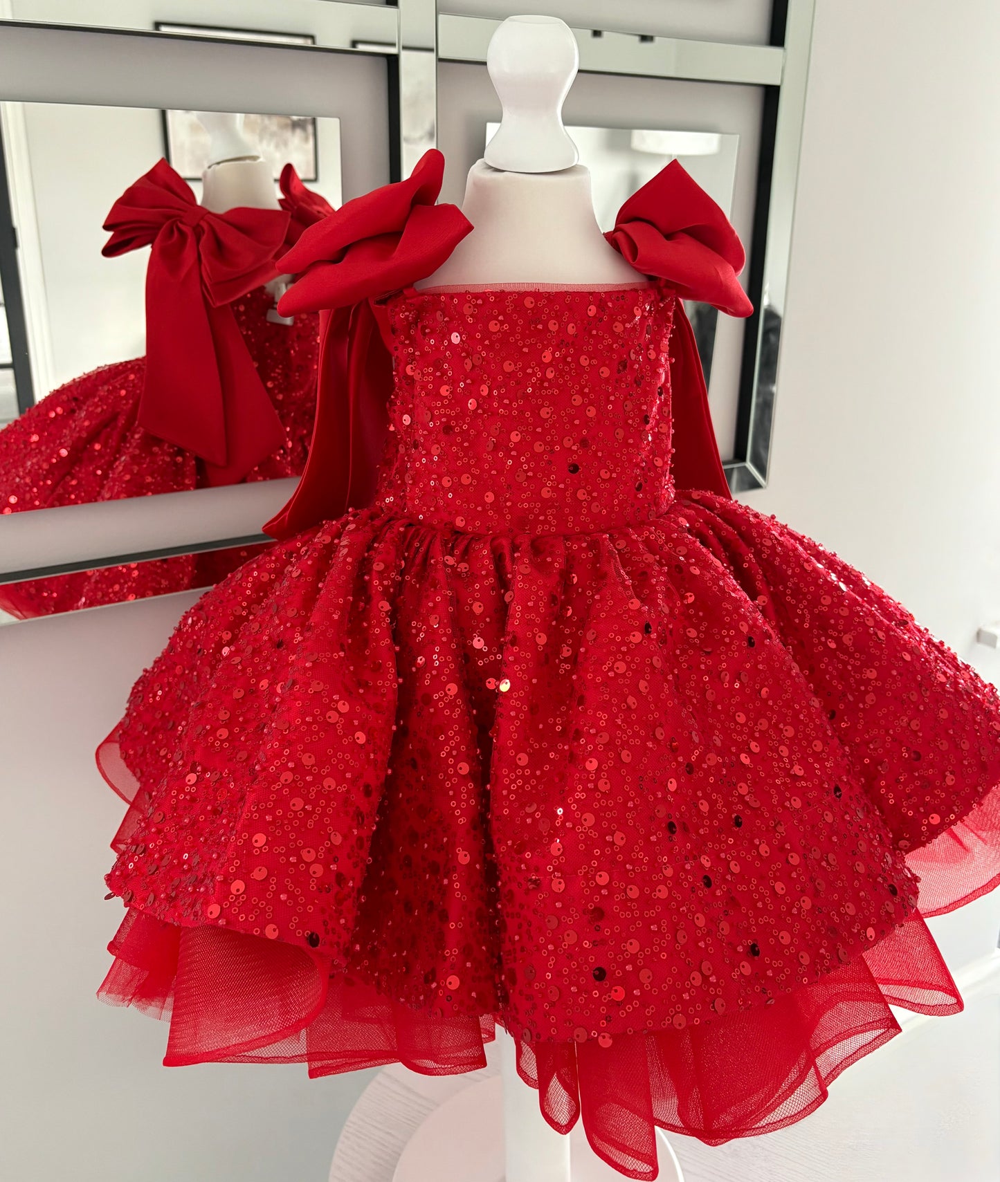 Girls Red Sequin & Tulle  Dress - Perfect Christmas Dress - New Superb Quality Design
