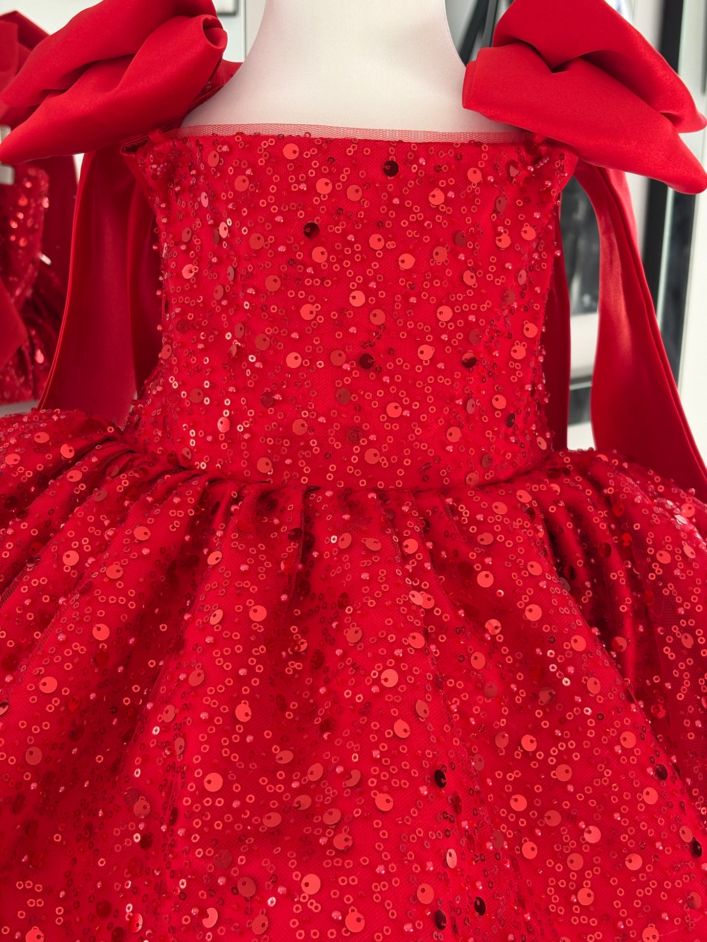 Girls Red Sequin & Tulle  Dress - Perfect Christmas Dress - New Superb Quality Design