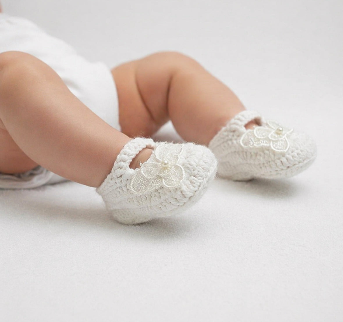 * NEW * Baby Crochet Shoes