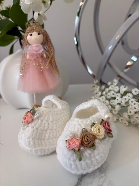 * NEW * Baby Crochet Shoes